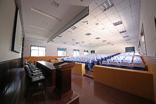 國(guó)辦學(xué)校和民辦學(xué)校到底有什么區(qū)別？