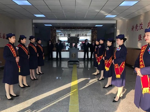 石家莊東華鐵路學校航空乘務專業(yè)