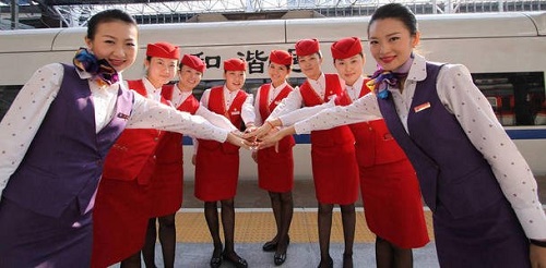 身高多少可以上石家莊東華鐵路學(xué)校鐵路乘務(wù)專業(yè)？