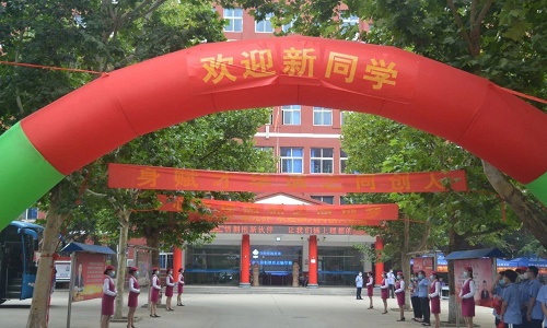 石家莊同創(chuàng)鐵路運(yùn)輸學(xué)校有多少老師