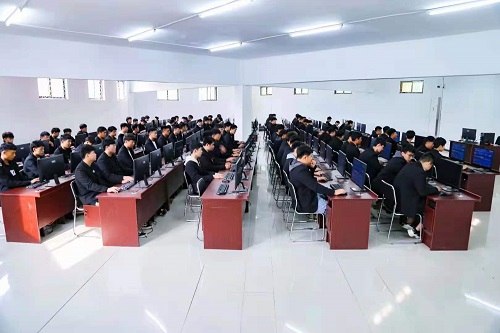 石家莊東華鐵路學(xué)校