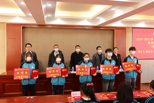 石家莊冀聯(lián)醫(yī)學(xué)中專學(xué)校是全日制的嗎？