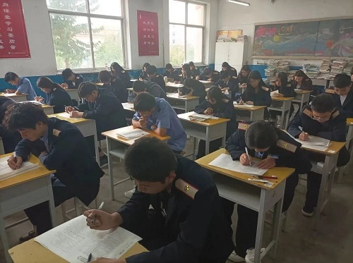 石家莊新鐵職業(yè)高中學校在哪個區(qū)