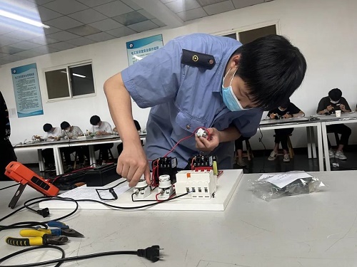 2024年邢臺(tái)公辦中專技校學(xué)校名單匯總