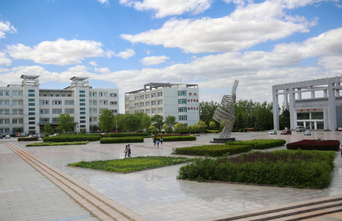 秦皇島職業(yè)技術(shù)學(xué)院2024年單招招生簡(jiǎn)章