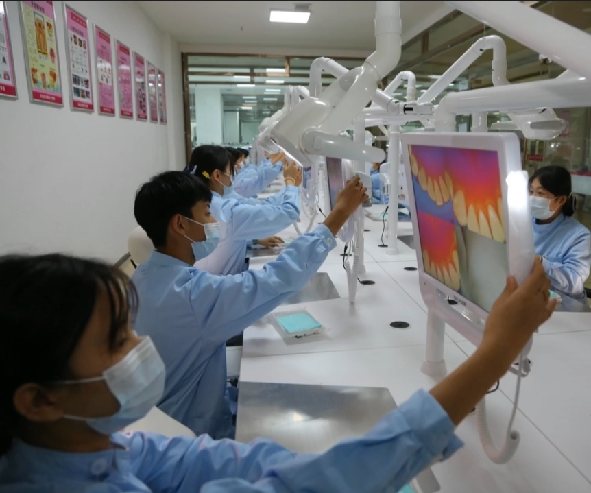 口腔修復(fù)工藝專(zhuān)業(yè)能考執(zhí)業(yè)醫(yī)師嗎