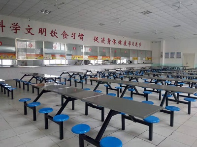 石家莊同創(chuàng)鐵路學(xué)校吃飯一個(gè)月多少錢