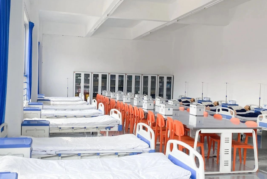 哪些學(xué)生適合報(bào)讀護(hù)理3年制中專班？