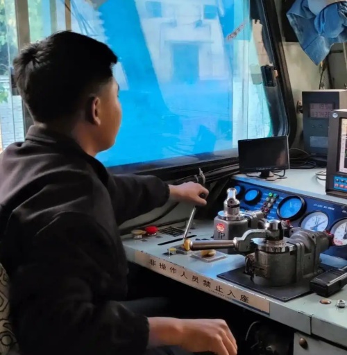 QQ20250916-100220.jpg QQ20250916-100220.jpg