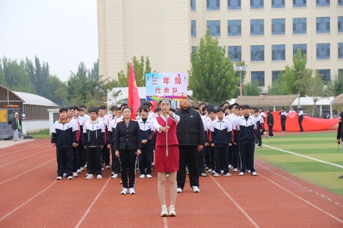 石家莊東華鐵路學校學費多少錢一年