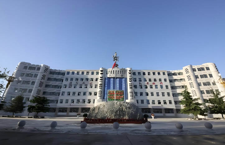 河北商貿(mào)學(xué)校2026年招生簡章